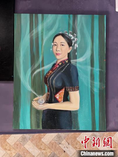 （新春走基层）“00后”俄罗斯女画家过中国年：将更多文化故事“画”出来