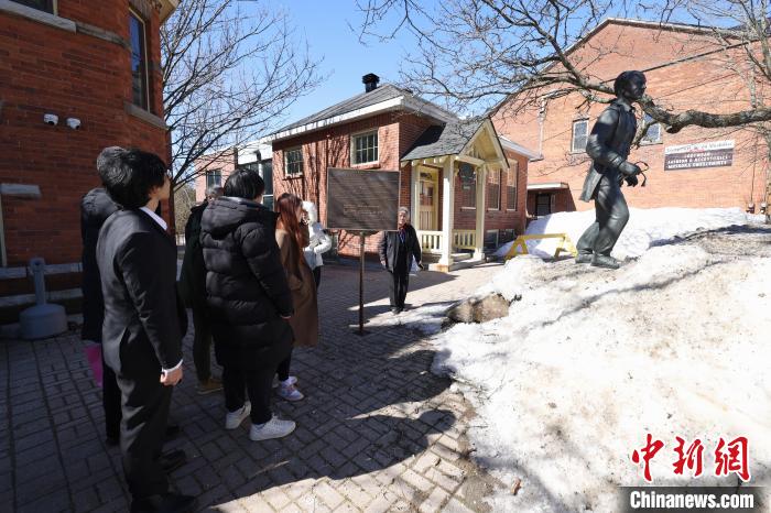 白求恩家乡学校举行白求恩诞辰135周年纪念活动