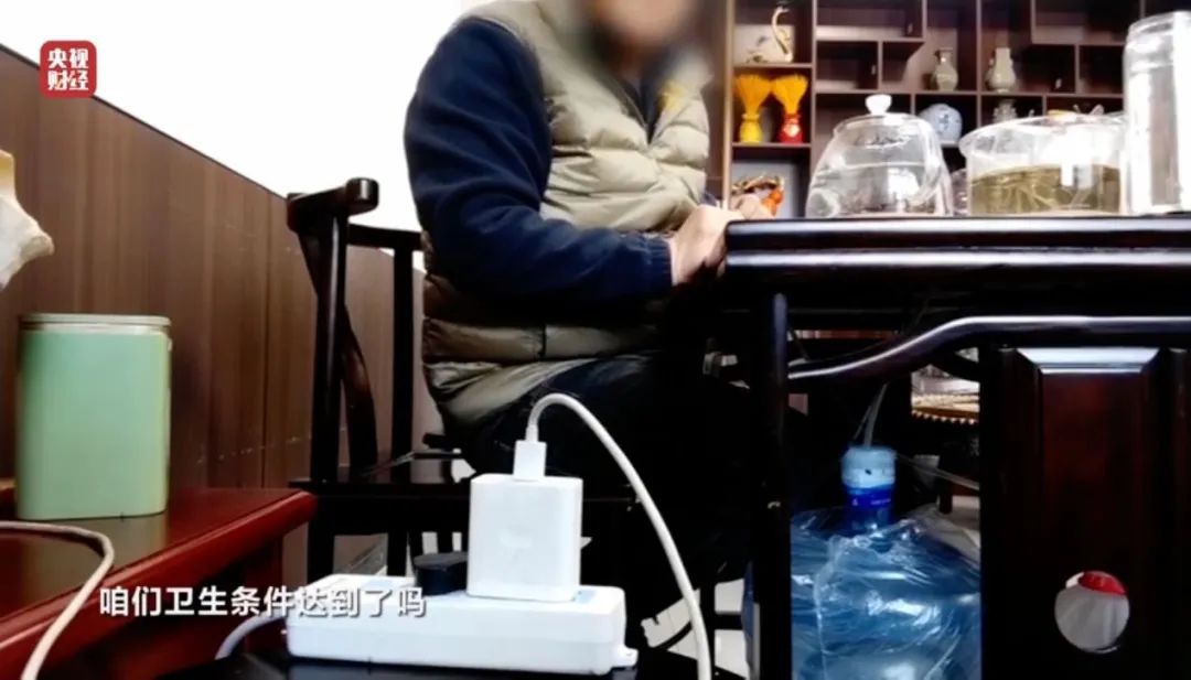 3·15晚会丨翻新卫生巾、纸尿裤竟被二次销售！涉及多家知名品牌