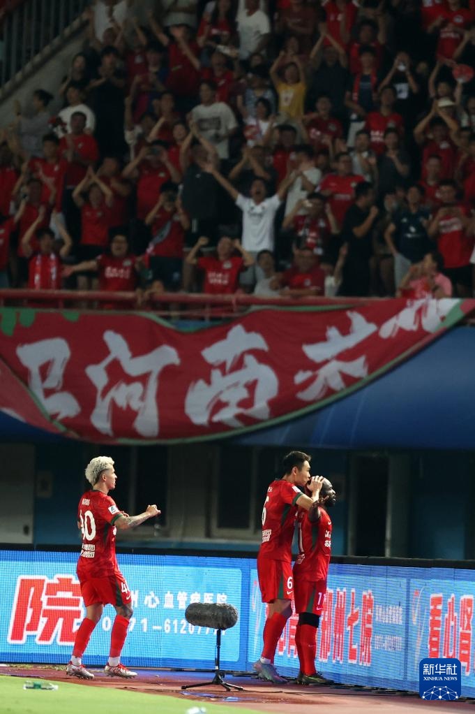 中超：河南足球俱乐部酒祖杜康平梅州客家