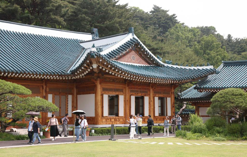 韩国青瓦台关闭 整修后将再次用作总统府