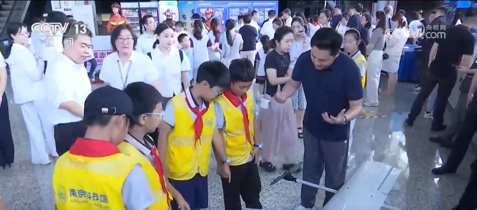全国科普月 | 点亮少年科创梦想 多地举行多场科普活动让科学触手可及