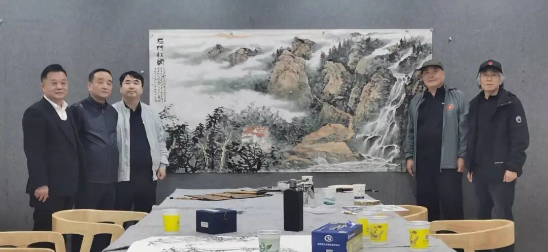 海派笔墨绘沂蒙 艺心筑魂传文脉——海派艺术名家走进沂蒙革命老区写生采风活动启幕