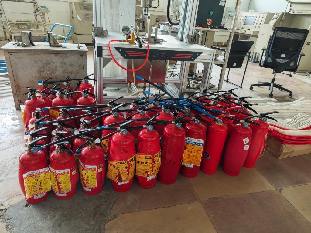 新华视点丨“救命器材”竟成“摆设”，不合格消防产品何以流入市场？