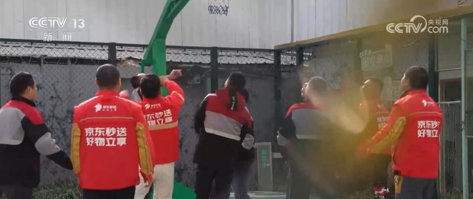 敞开“怀抱”创新服务新就业群体 凝“新”聚力织密保障网、铺就发展路