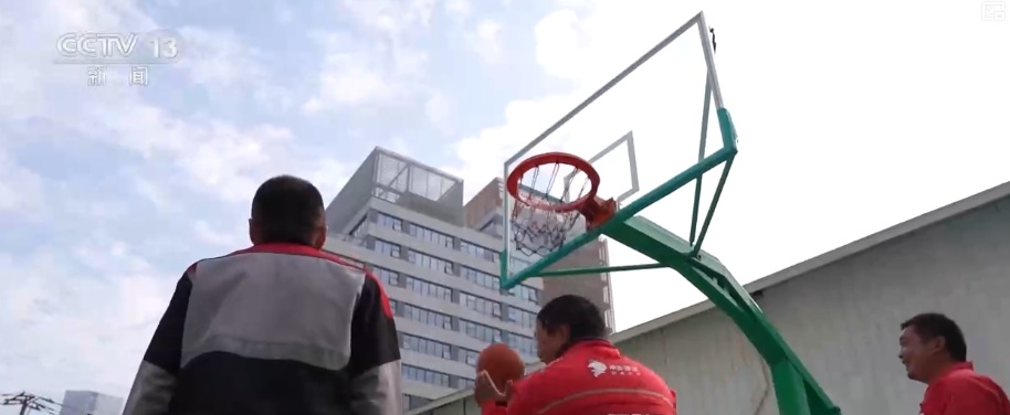 敞开“怀抱”创新服务新就业群体 凝“新”聚力织密保障网、铺就发展路