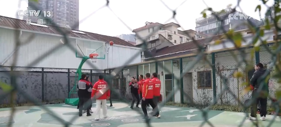 敞开“怀抱”创新服务新就业群体 凝“新”聚力织密保障网、铺就发展路