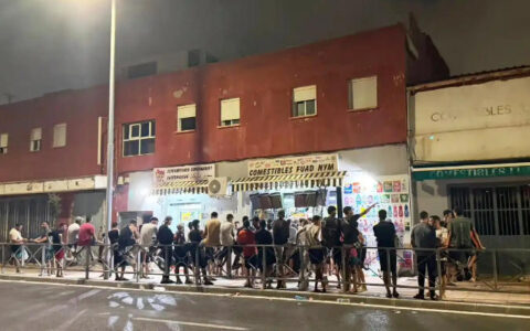 摩洛哥愿配合遣返非法入境休达的未成年人