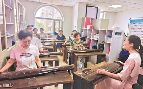 送文化 进社区